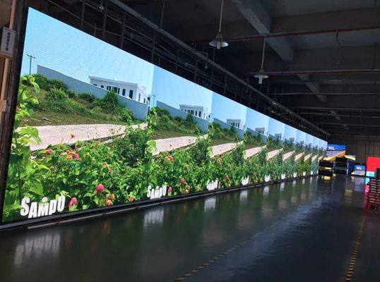 หน้าจอ LED ในภายในแบบมีสีเต็มความละเอียดสูง พร้อมควบคุมระบบเครือข่าย