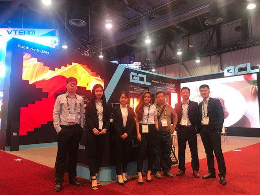 P4 Pixel LED Panel สําหรับการเล่นวิดีโอ สนามคอนเสิร์ต ปรับน้ําในกลางแจ้ง