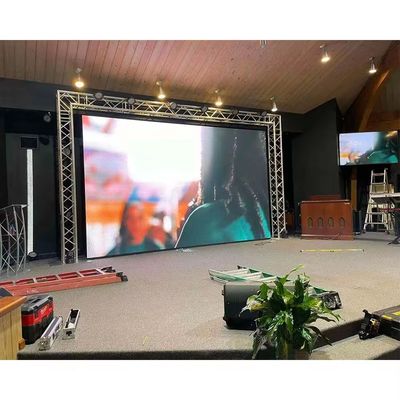 สถานที่ฉากหลังจอ LED ด้านนอก ประหยัดพลังงาน P4.8 เช่าจอ LED ด้านนอก