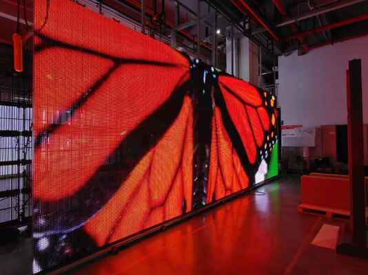 ราคาดี จอแสดงผล LED สำหรับอาคารพร้อมการติดตั้งแบบโปรเจกต์ 90 องศาแบบไร้รอยต่อ ความโปร่งใสสูง และความสว่าง 5500nits สำหรับสภาพแวดล้อมในเมือง ออนไลน์
