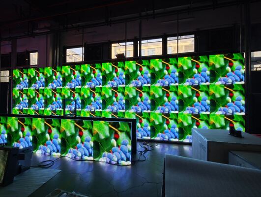 ราคาดี 960*960mm Media Facade LED Display พร้อมความสว่าง 6500nits ป้องกัน IP65 และอัตราการอัพฟรี 3840Hz สําหรับการใช้งานกลางแจ้ง ออนไลน์