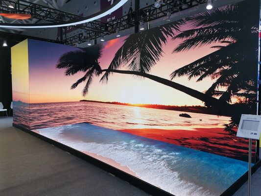 ราคาดี จอจอ LED ภายในห้อง พร้อมอัตราการอัพฟรีสูง 7680Hz การออกแบบการบํารุงรักษาด้านหน้าและการก่อสร้างเบาสําหรับการติดตั้งผนังเร็ว ออนไลน์